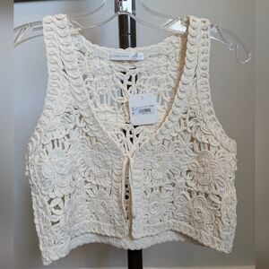 Altar'd State Natalie Crochet Vest Sz S
